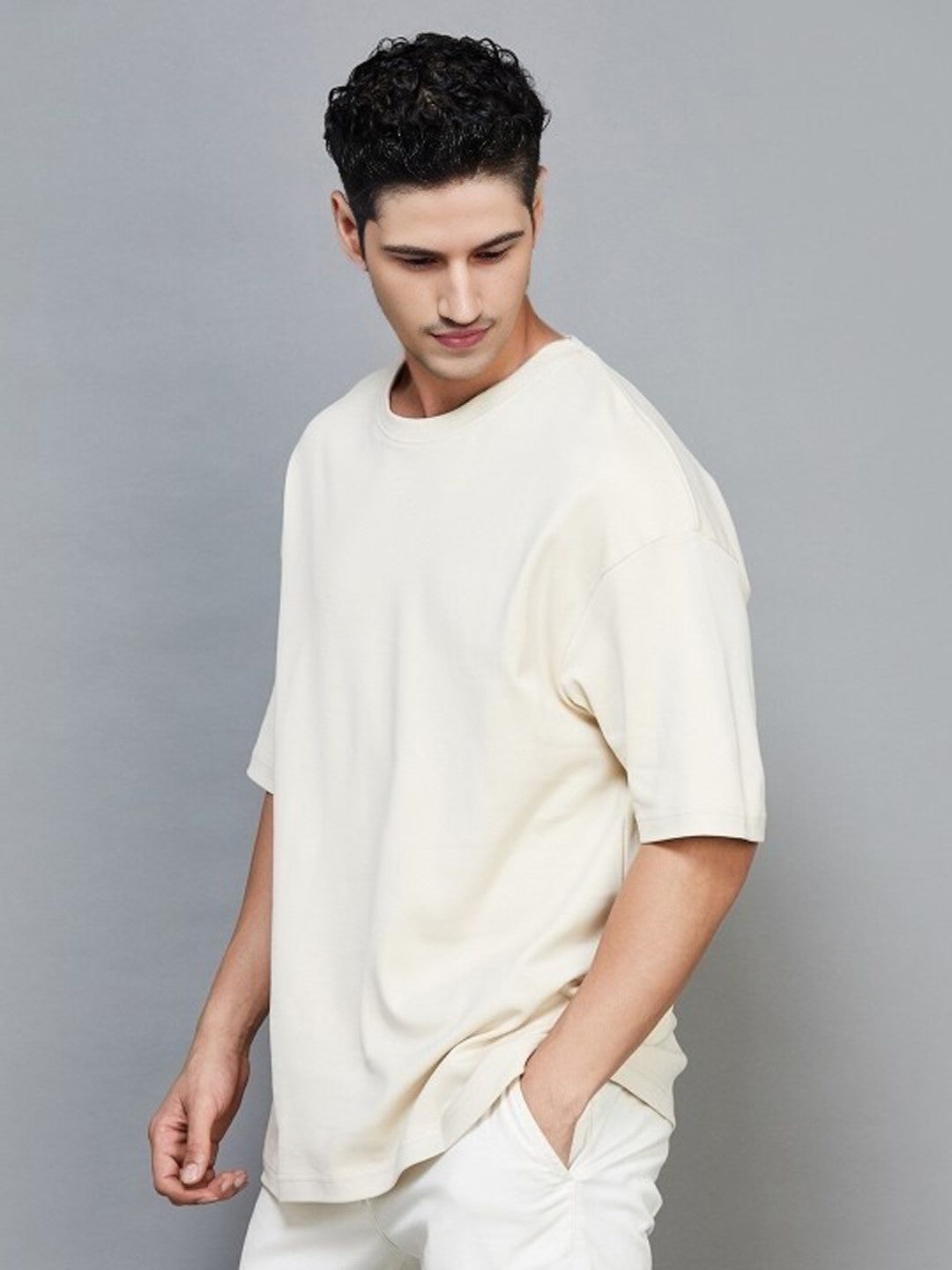 Men's Oversized Cotton T-Shirt | Relaxed Fit Streetwear Tee for Casual Style - Offwhite