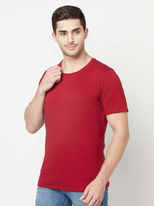 Fashient Men's Beige T-Shirt - Stylish, Comfortable and Everyday Essential - Maroon